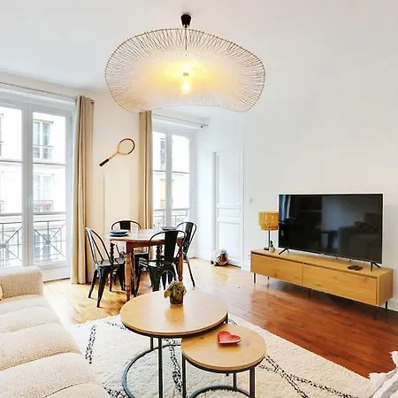 Exceptional Location Charme Parisien Апартаменты Париж